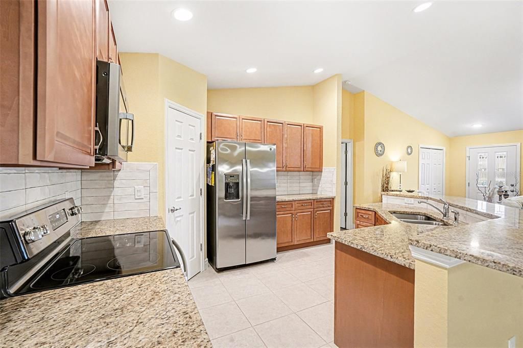 For Sale: $275,000 (3 beds, 2 baths, 1541 Square Feet)