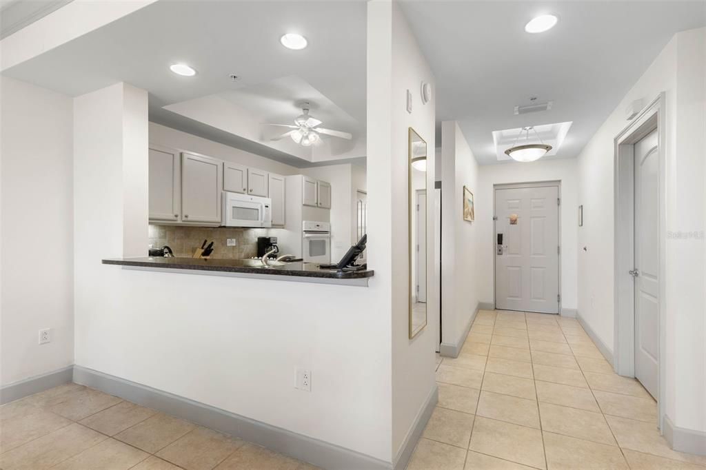 En Venta: $399,000 (2 camas, 2 baños, 1351 Pies cuadrados)