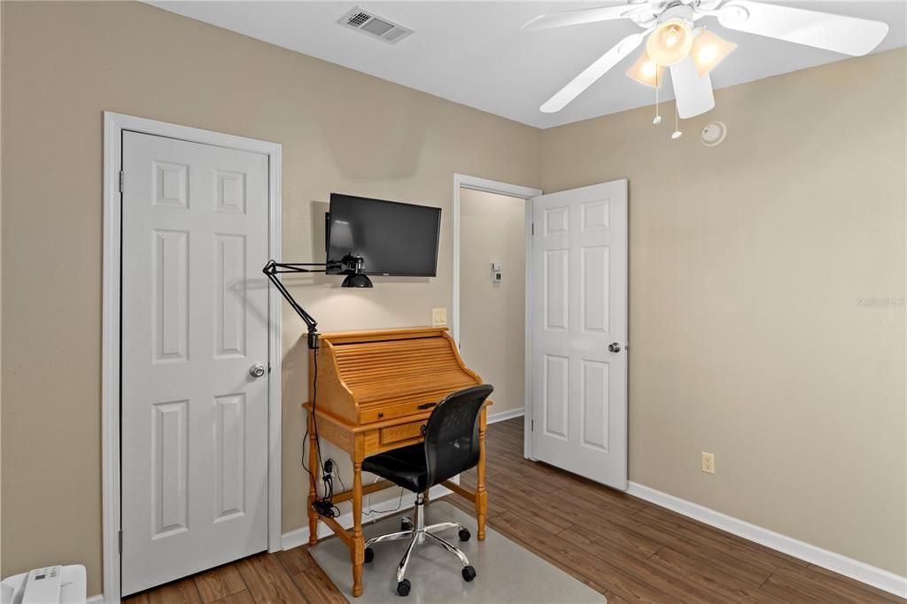 For Sale: $237,900 (3 beds, 2 baths, 1488 Square Feet)