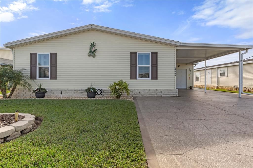 For Sale: $237,900 (3 beds, 2 baths, 1488 Square Feet)