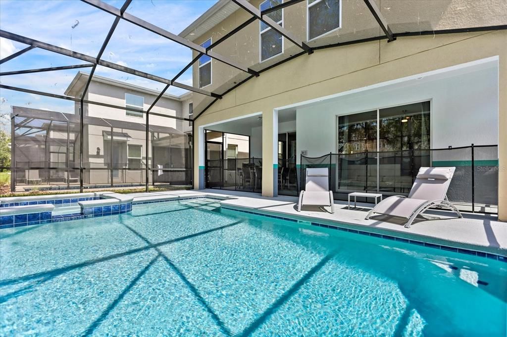 En Venta: $765,000 (6 camas, 5 baños, 3343 Pies cuadrados)