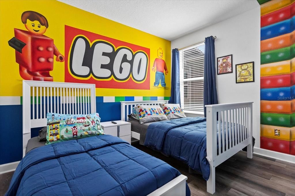 En Venta: $765,000 (6 camas, 5 baños, 3343 Pies cuadrados)