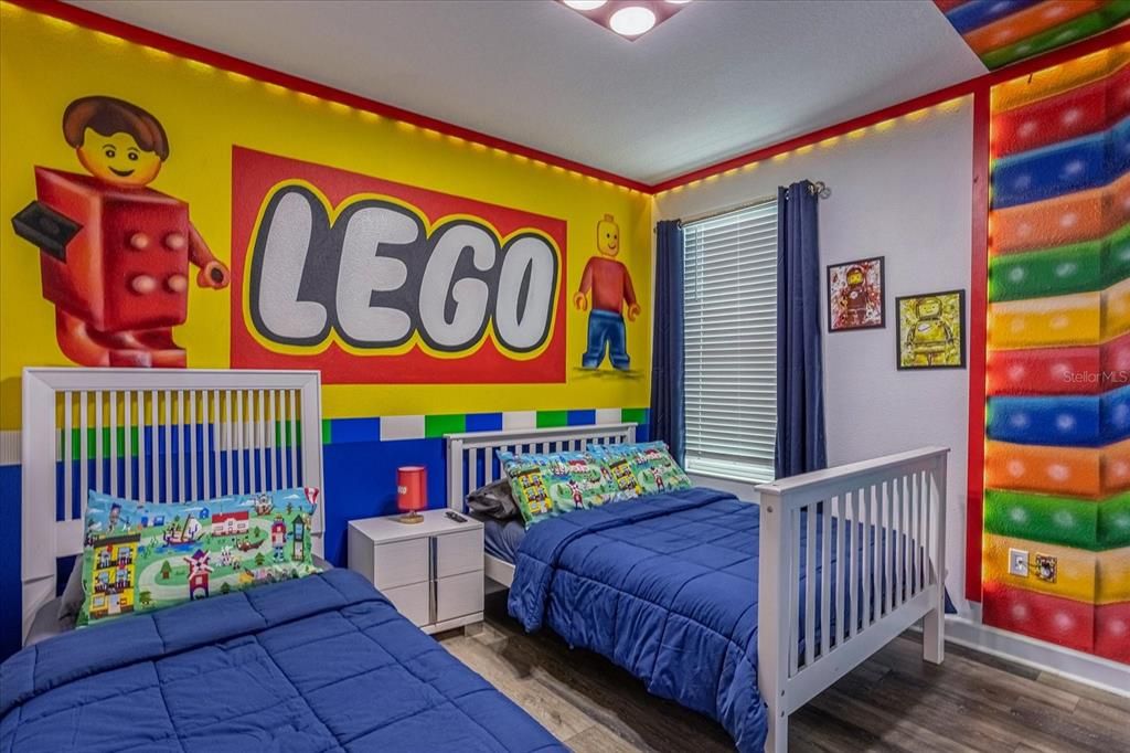 En Venta: $765,000 (6 camas, 5 baños, 3343 Pies cuadrados)