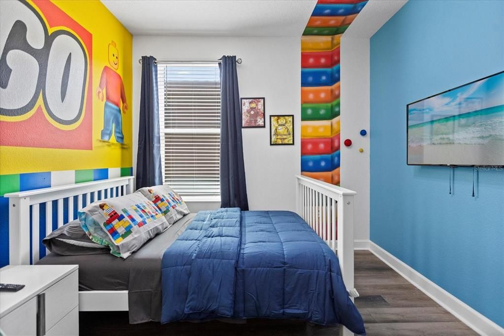 En Venta: $765,000 (6 camas, 5 baños, 3343 Pies cuadrados)