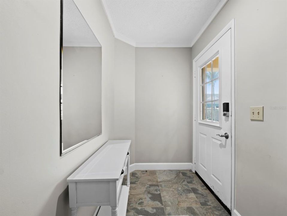 En Venta: $475,000 (1 camas, 2 baños, 1244 Pies cuadrados)