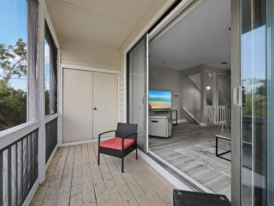 En Venta: $475,000 (1 camas, 2 baños, 1244 Pies cuadrados)