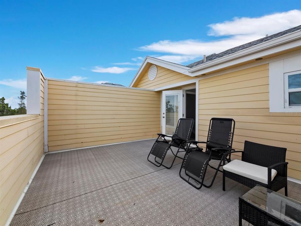 En Venta: $475,000 (1 camas, 2 baños, 1244 Pies cuadrados)