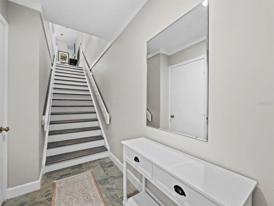 En Venta: $475,000 (1 camas, 2 baños, 1244 Pies cuadrados)