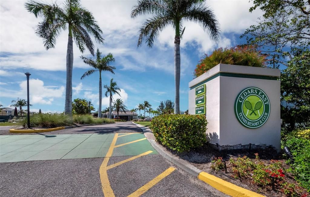 En Venta: $475,000 (1 camas, 2 baños, 1244 Pies cuadrados)