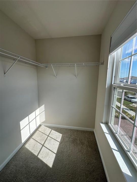 En Renta: $3,950 (5 camas, 5 baños, 3680 Pies cuadrados)