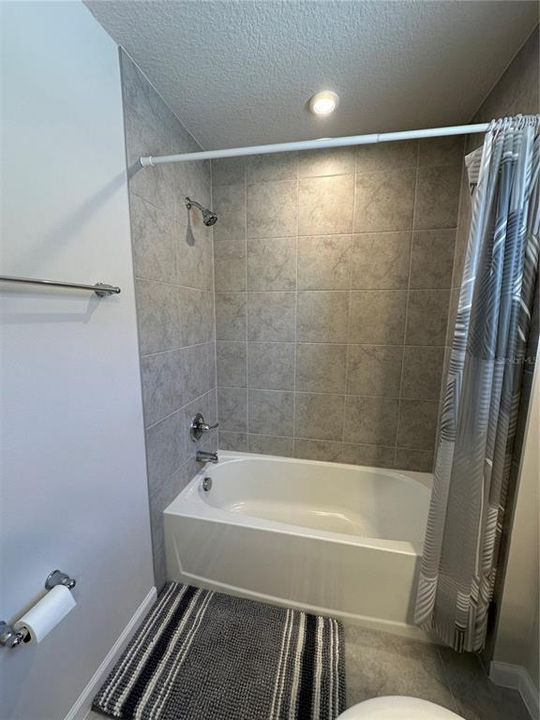 En Renta: $3,950 (5 camas, 5 baños, 3680 Pies cuadrados)