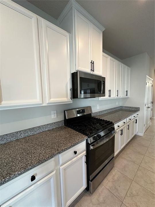 En Renta: $3,950 (5 camas, 5 baños, 3680 Pies cuadrados)