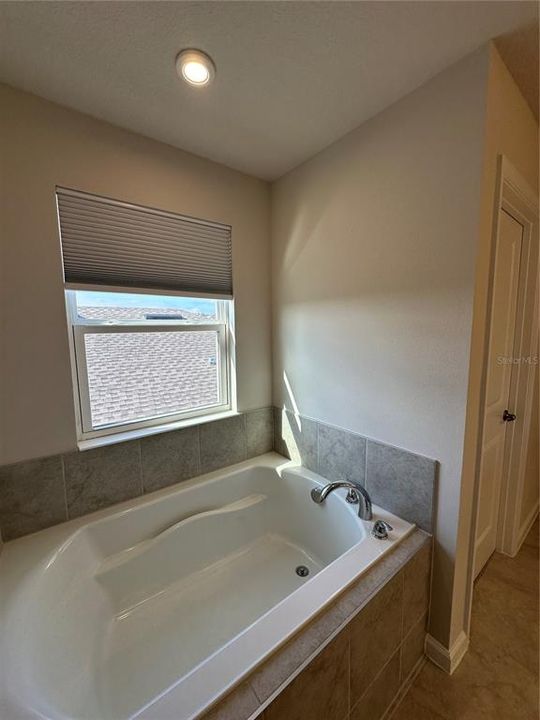 En Renta: $3,950 (5 camas, 5 baños, 3680 Pies cuadrados)