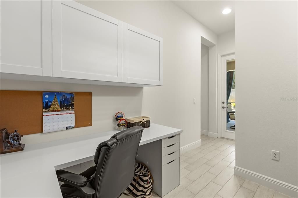 For Sale: $789,000 (4 beds, 3 baths, 2650 Square Feet)