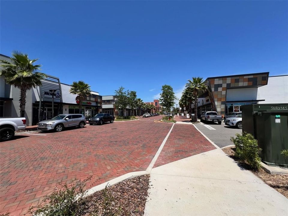 For Sale: $789,000 (4 beds, 3 baths, 2650 Square Feet)