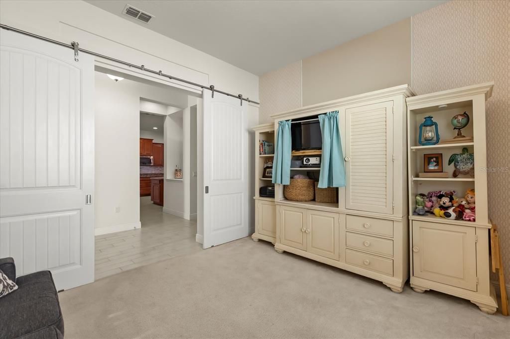 For Sale: $789,000 (4 beds, 3 baths, 2650 Square Feet)