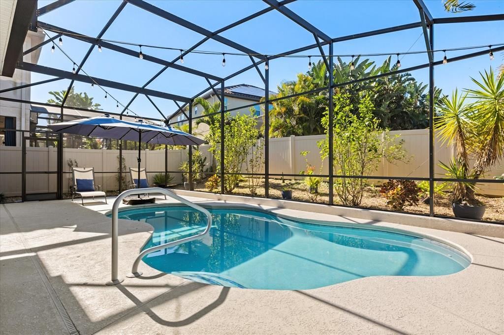 For Sale: $789,000 (4 beds, 3 baths, 2650 Square Feet)