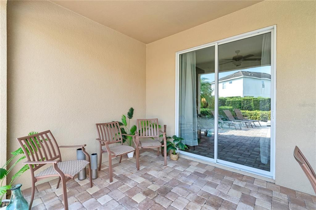 待售: $986,000 (11 贝兹, 10 浴室, 4707 平方英尺)