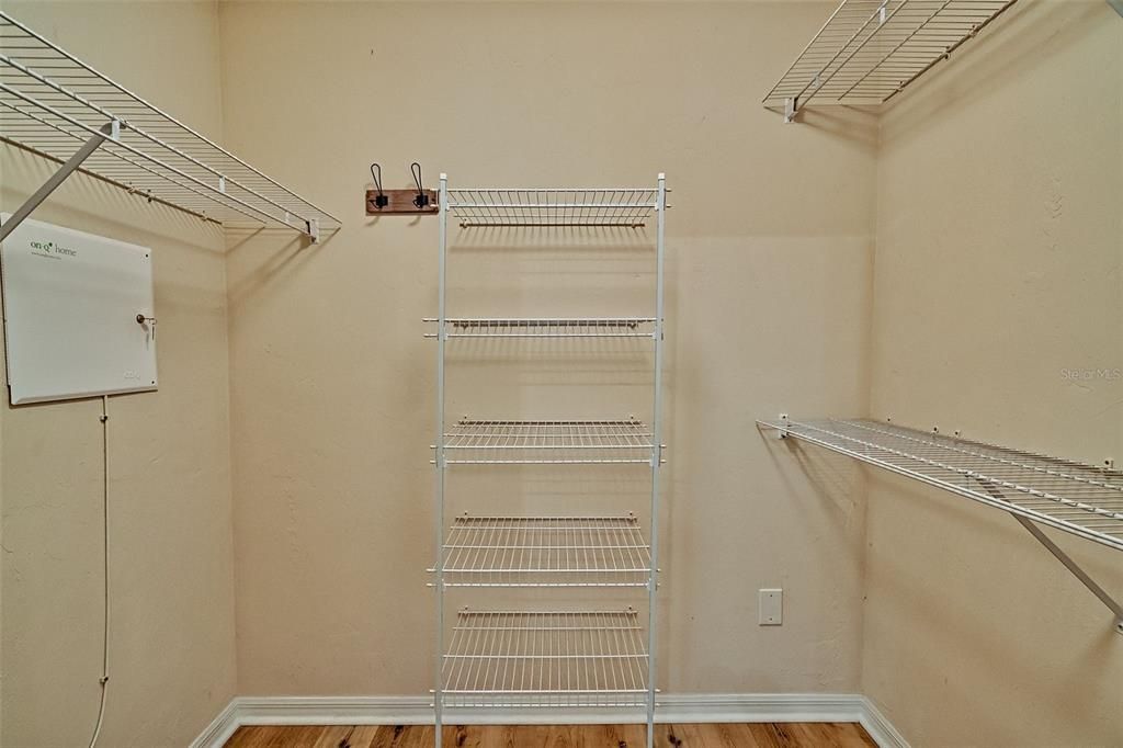 En Venta: $324,900 (3 camas, 2 baños, 1487 Pies cuadrados)