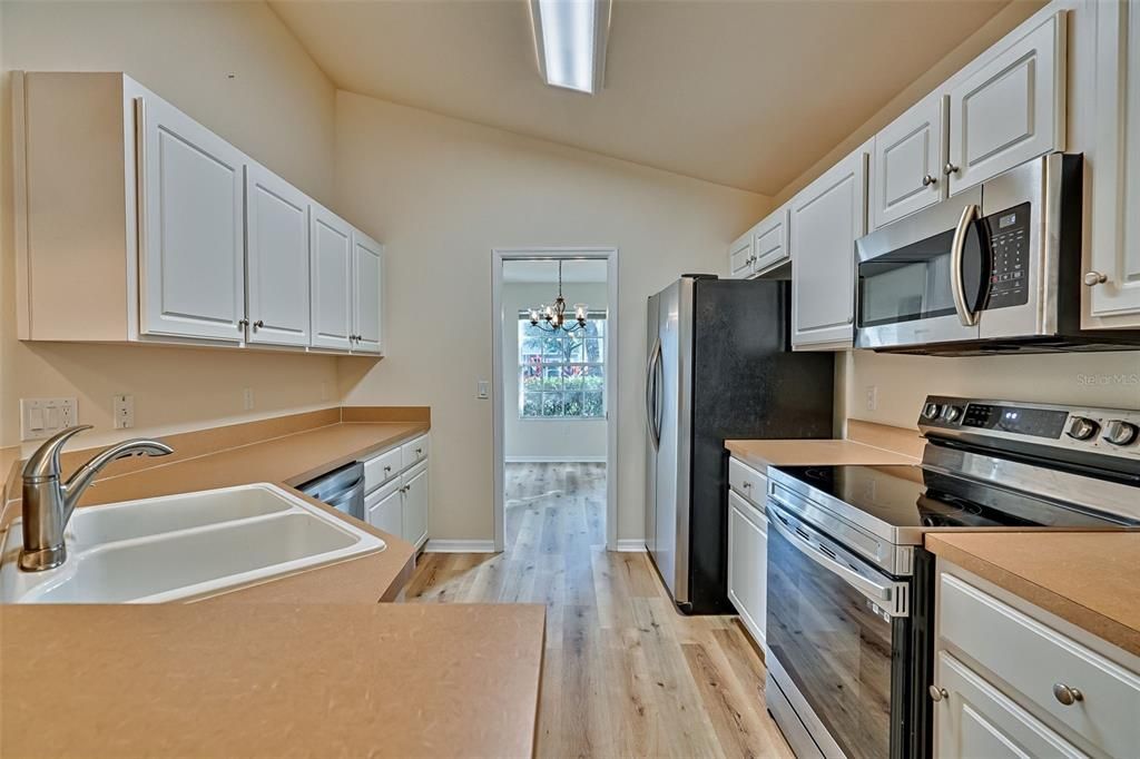 En Venta: $324,900 (3 camas, 2 baños, 1487 Pies cuadrados)