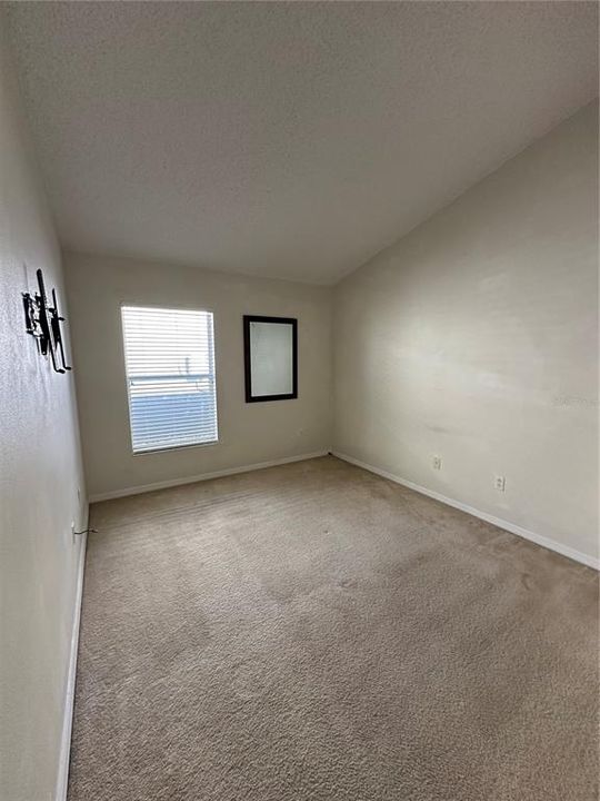 出租: $2,600 (4 贝兹, 2 浴室, 1823 平方英尺)