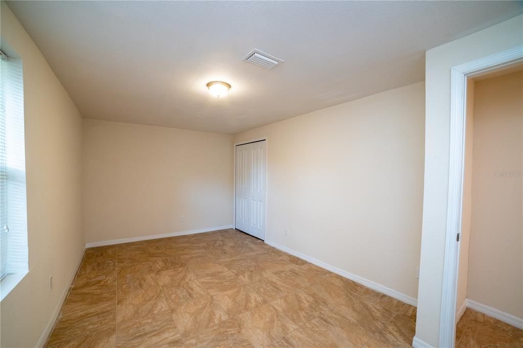 出租: $1,595 (2 贝兹, 2 浴室, 750 平方英尺)