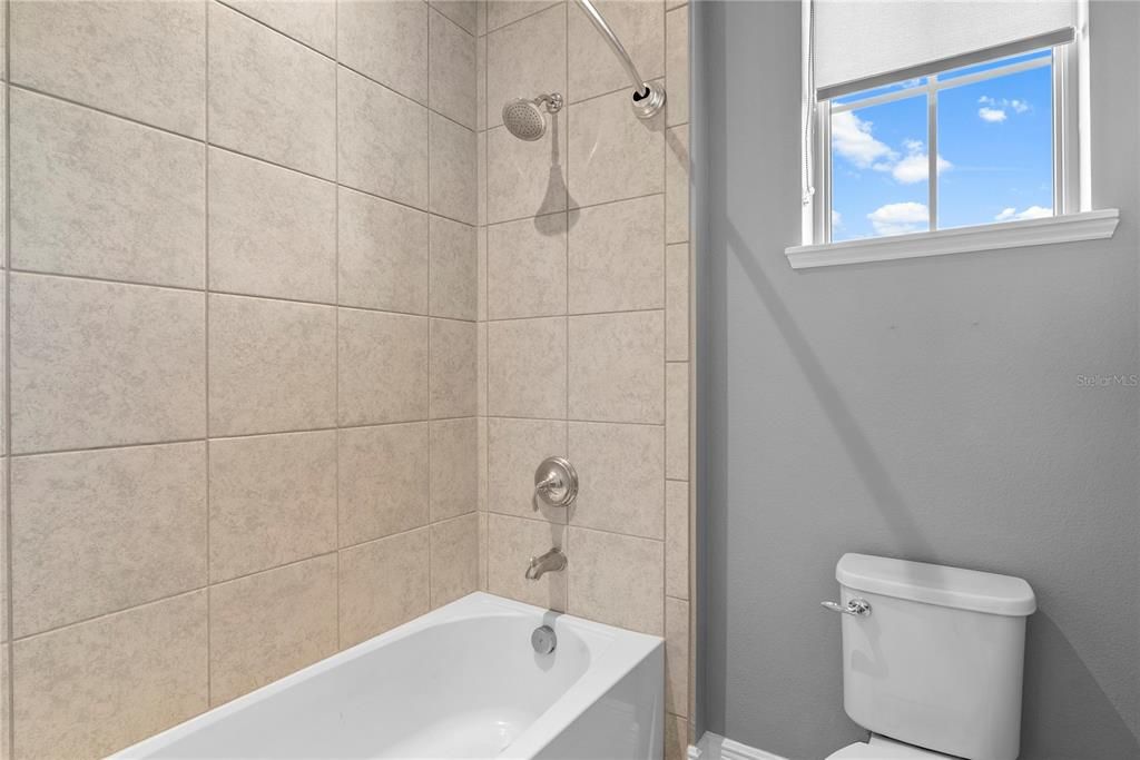 待售: $1,125,000 (5 贝兹, 4 浴室, 3894 平方英尺)