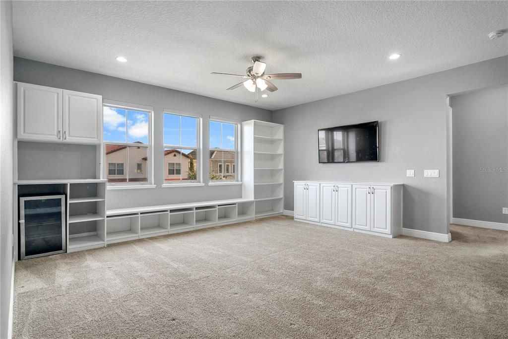 待售: $1,125,000 (5 贝兹, 4 浴室, 3894 平方英尺)