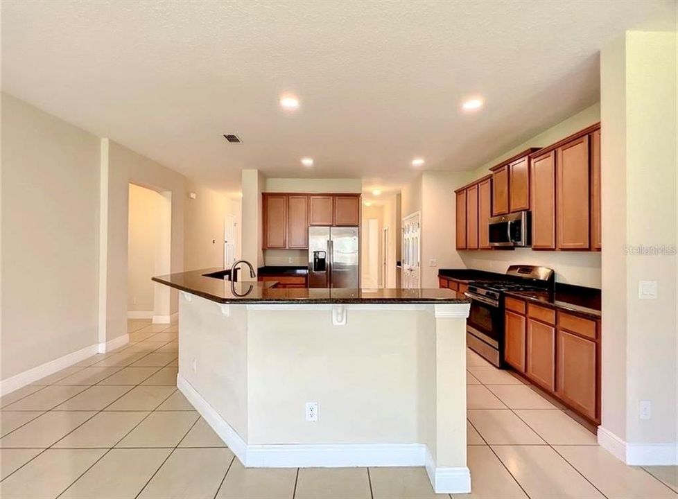 For Sale: $690,000 (4 beds, 2 baths, 2569 Square Feet)