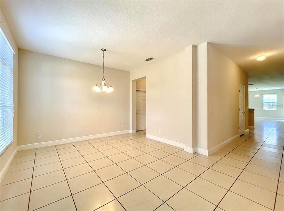 For Sale: $690,000 (4 beds, 2 baths, 2569 Square Feet)