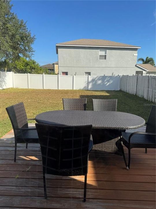 出租: $2,300 (3 贝兹, 2 浴室, 1458 平方英尺)