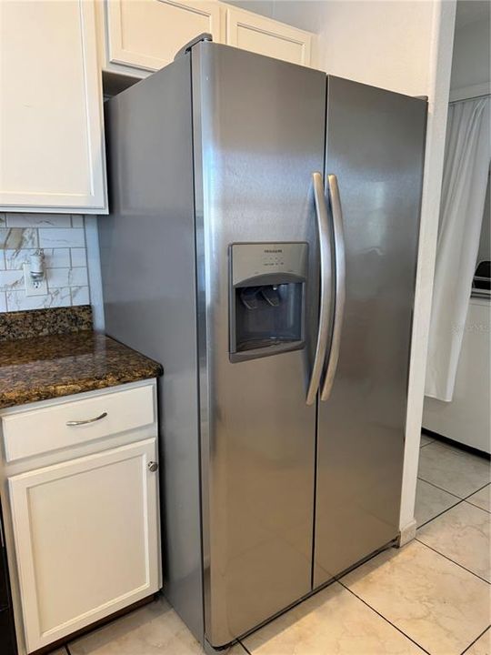 出租: $2,300 (3 贝兹, 2 浴室, 1458 平方英尺)