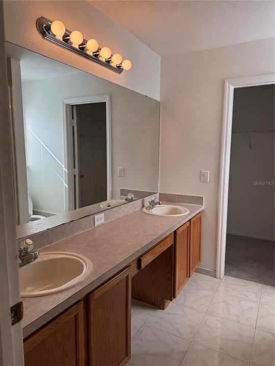 出租: $2,300 (3 贝兹, 2 浴室, 1458 平方英尺)