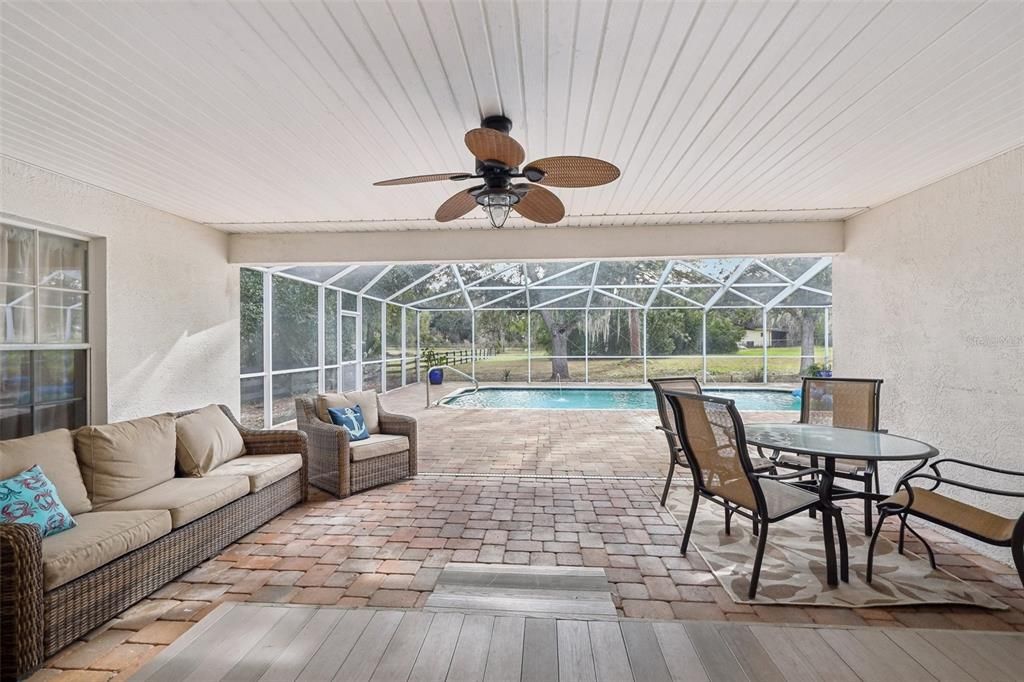 待售: $669,900 (4 贝兹, 3 浴室, 2306 平方英尺)