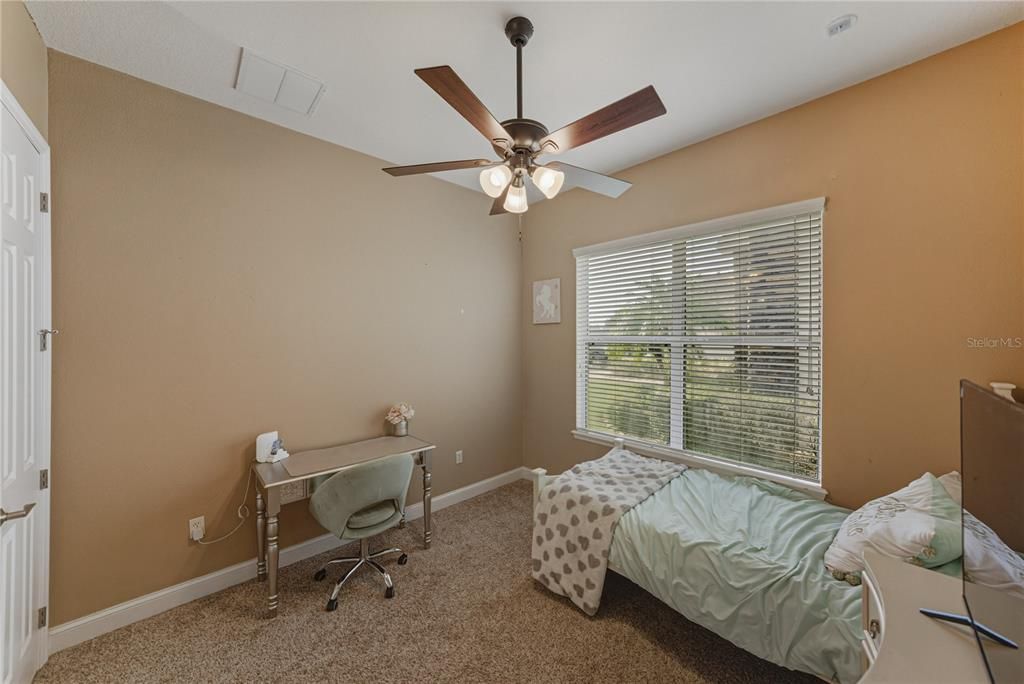 На продажу: $345,000 (3 спален, 2 ванн, 1816 Квадратных фут)