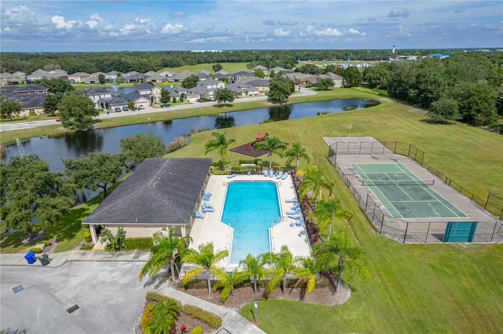 На продажу: $345,000 (3 спален, 2 ванн, 1816 Квадратных фут)