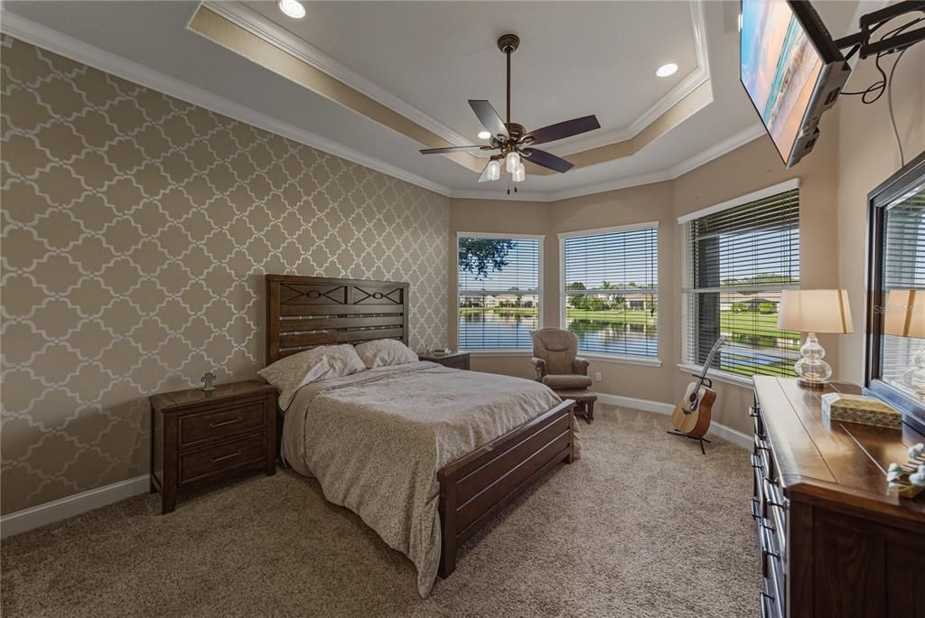 На продажу: $345,000 (3 спален, 2 ванн, 1816 Квадратных фут)