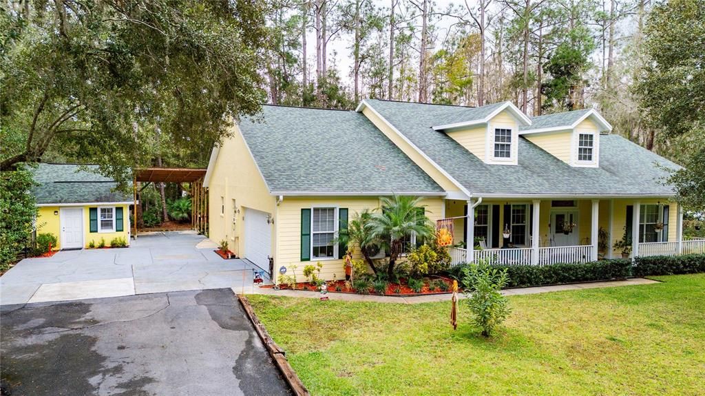 For Sale: $595,000 (3 beds, 2 baths, 2308 Square Feet)