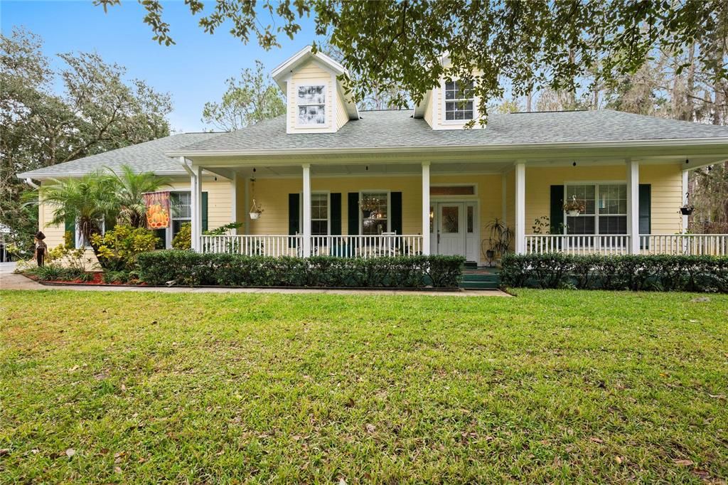 For Sale: $595,000 (3 beds, 2 baths, 2308 Square Feet)