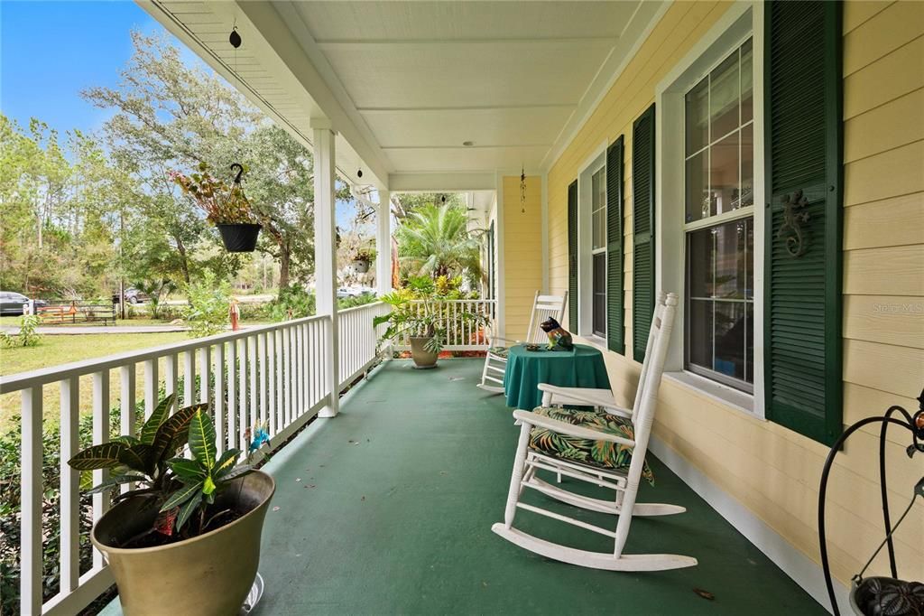 For Sale: $595,000 (3 beds, 2 baths, 2308 Square Feet)