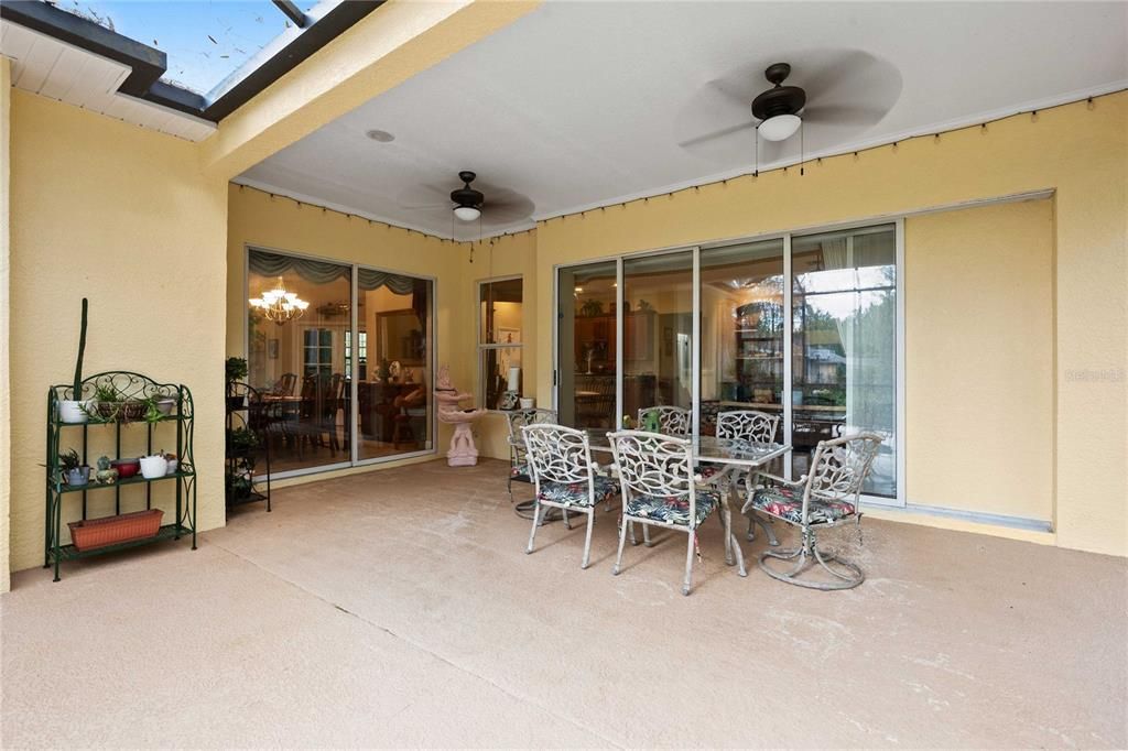 For Sale: $595,000 (3 beds, 2 baths, 2308 Square Feet)