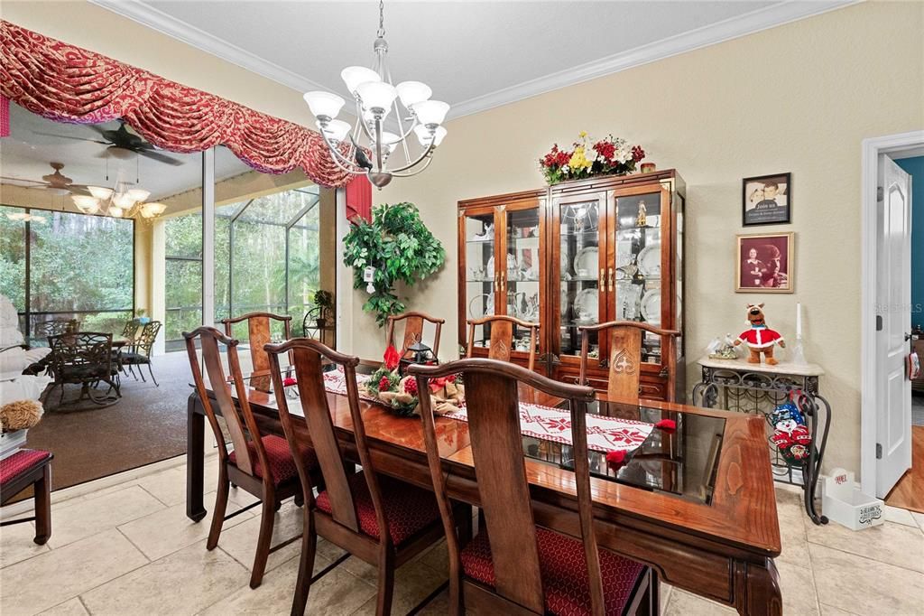 For Sale: $595,000 (3 beds, 2 baths, 2308 Square Feet)