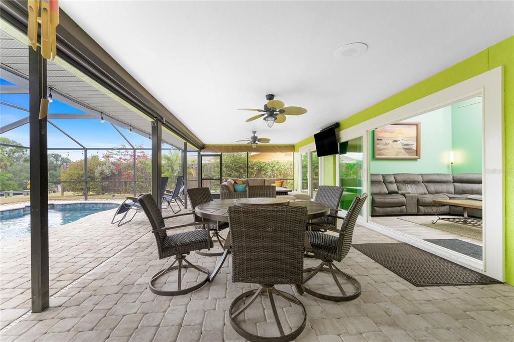 For Sale: $459,000 (3 beds, 2 baths, 1881 Square Feet)