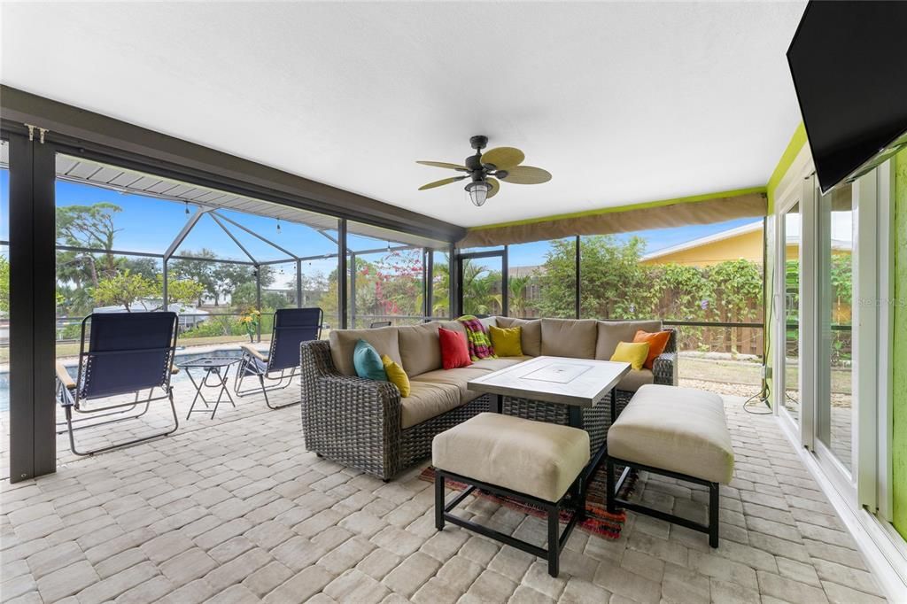 For Sale: $459,000 (3 beds, 2 baths, 1881 Square Feet)