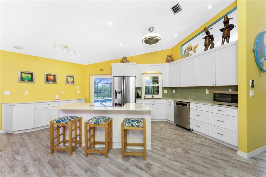 For Sale: $459,000 (3 beds, 2 baths, 1881 Square Feet)