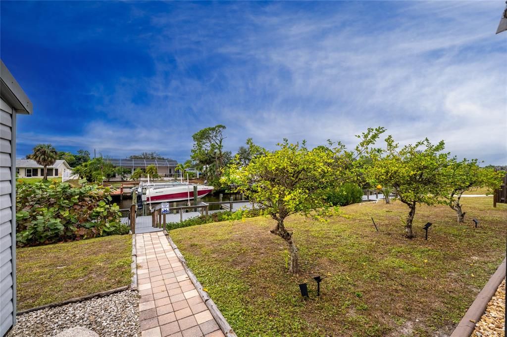 For Sale: $459,000 (3 beds, 2 baths, 1881 Square Feet)