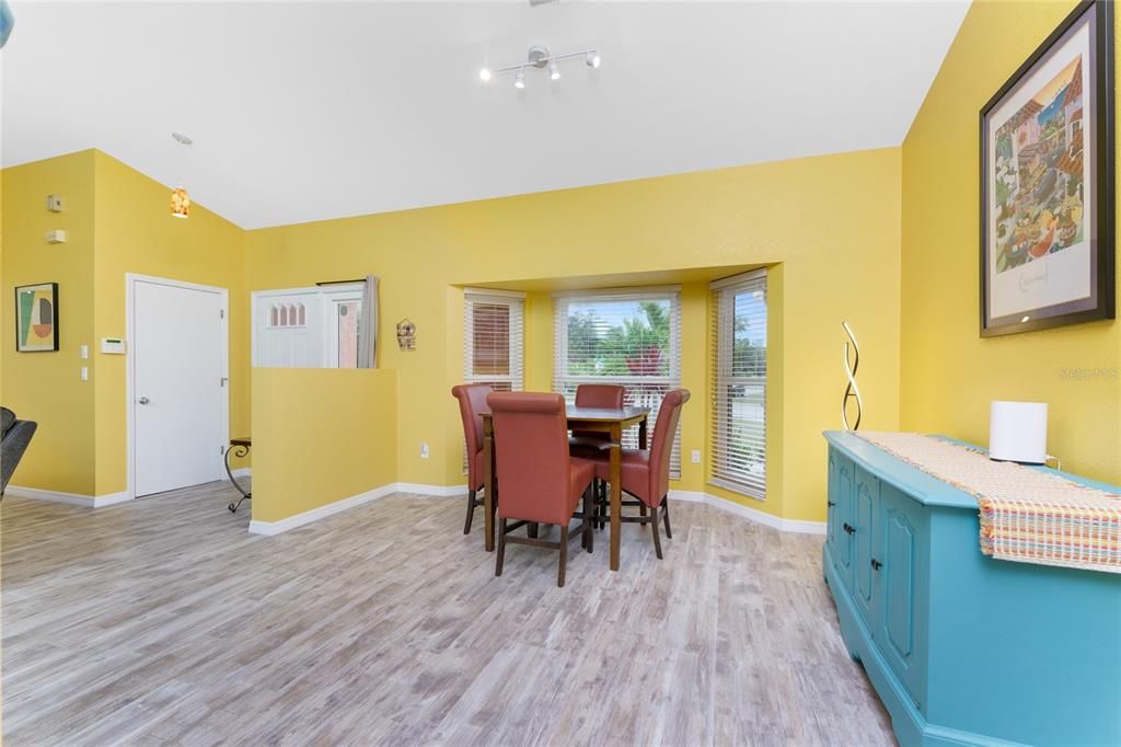 For Sale: $459,000 (3 beds, 2 baths, 1881 Square Feet)