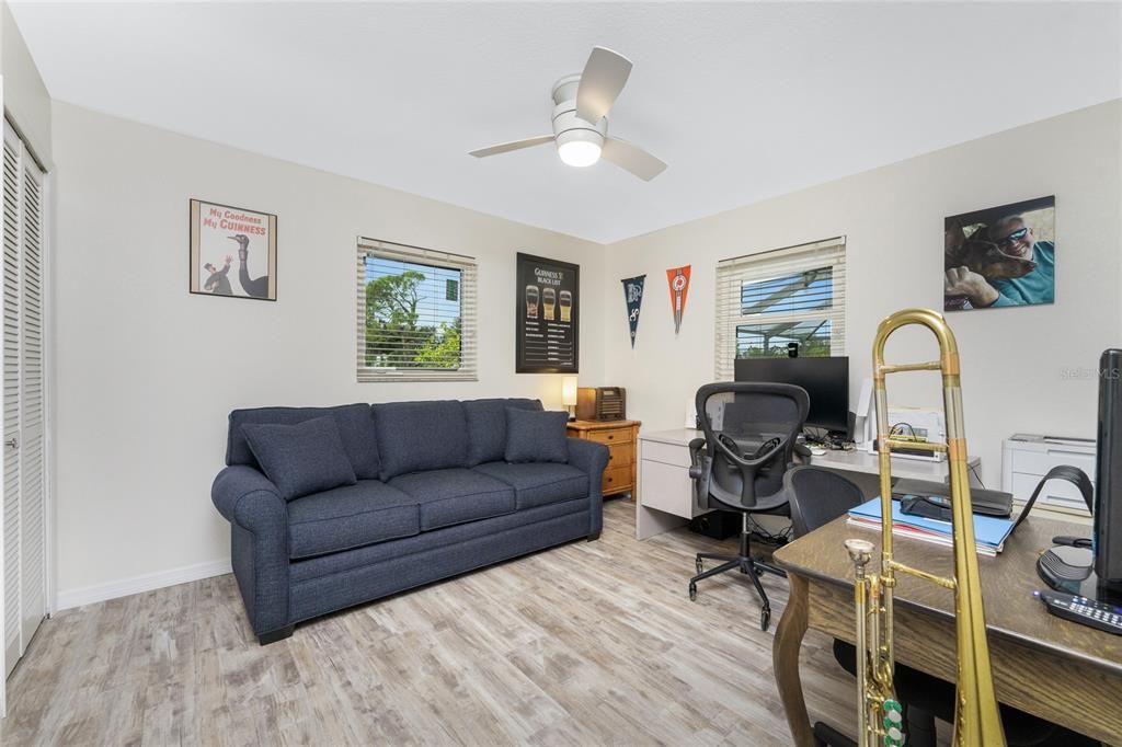 For Sale: $459,000 (3 beds, 2 baths, 1881 Square Feet)