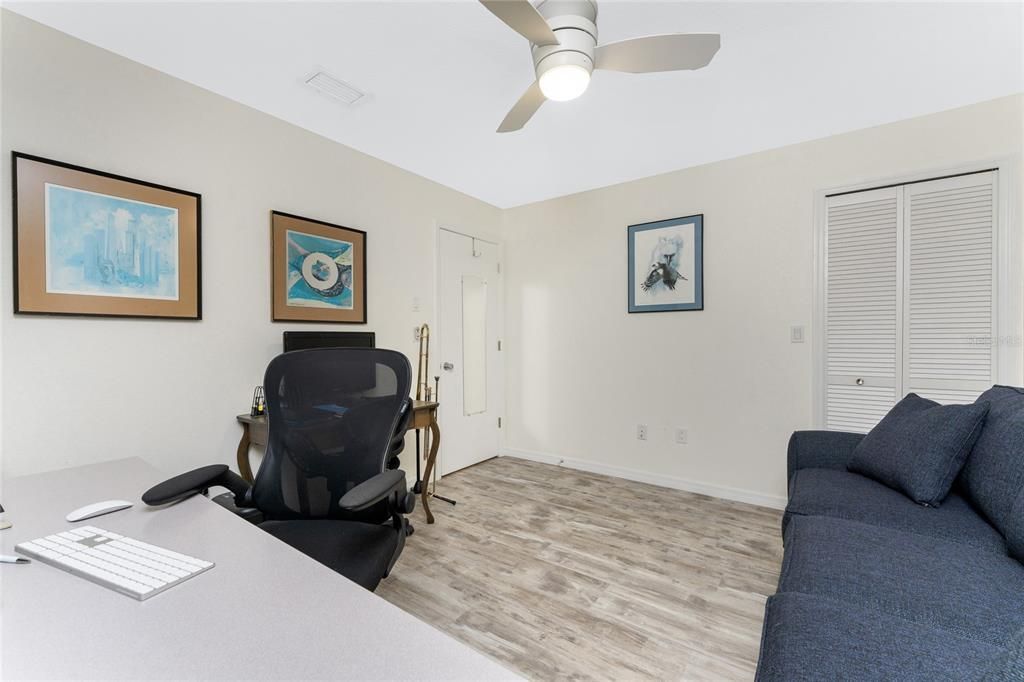 For Sale: $459,000 (3 beds, 2 baths, 1881 Square Feet)