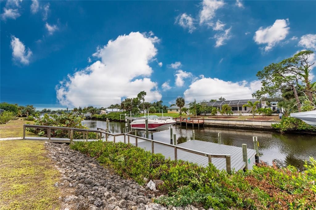 For Sale: $459,000 (3 beds, 2 baths, 1881 Square Feet)